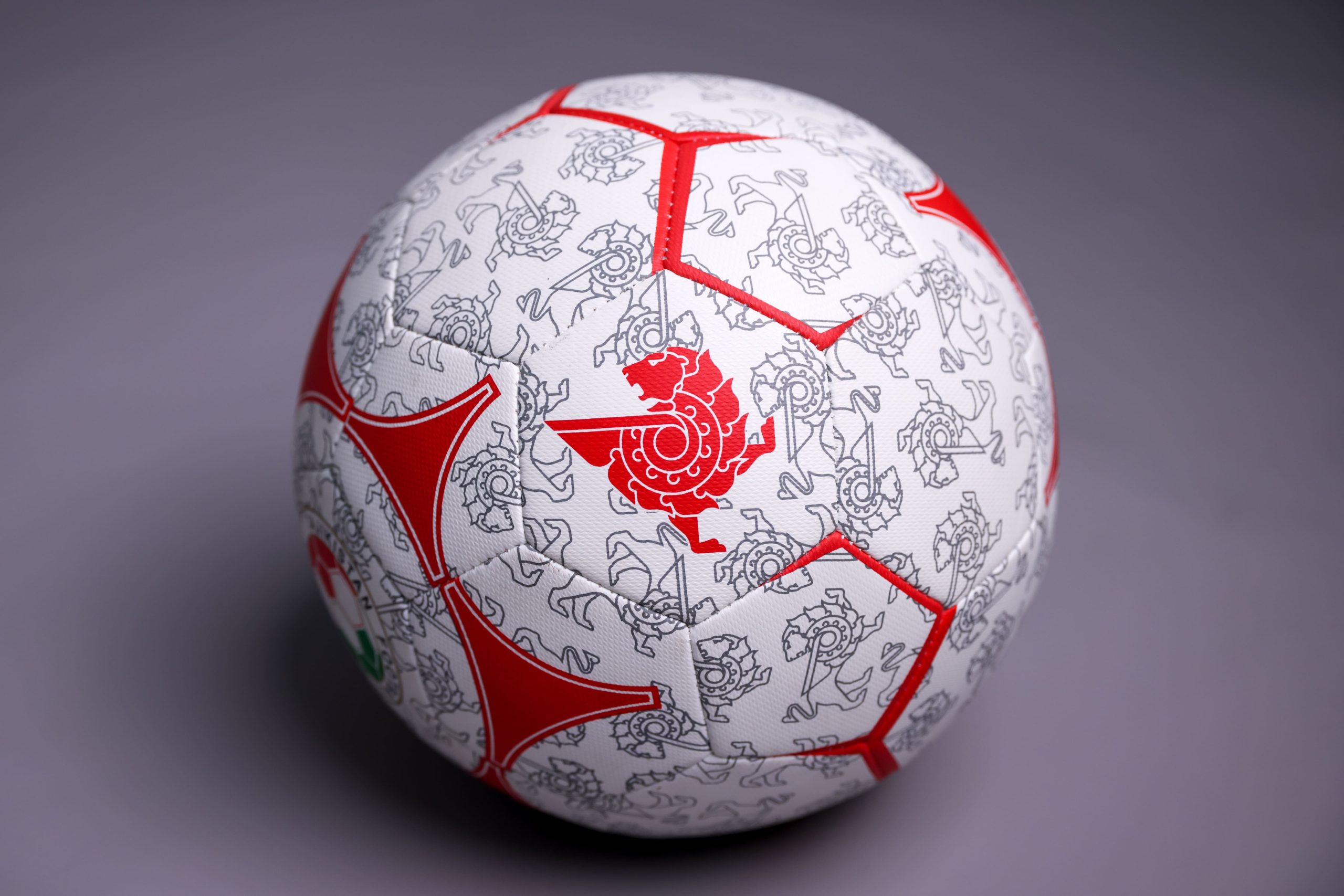 Мяч футбольный любительский